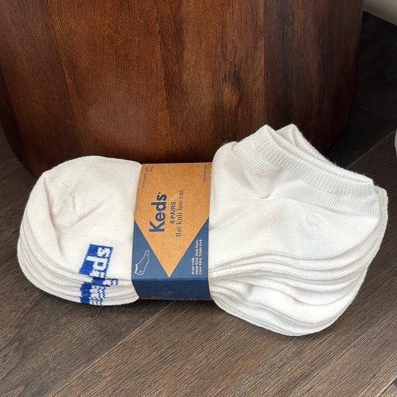 Keds Six Pair Flat Knit low cut ankle socks,elastic band,heel tab, light,stretch - Picture 1 of 6